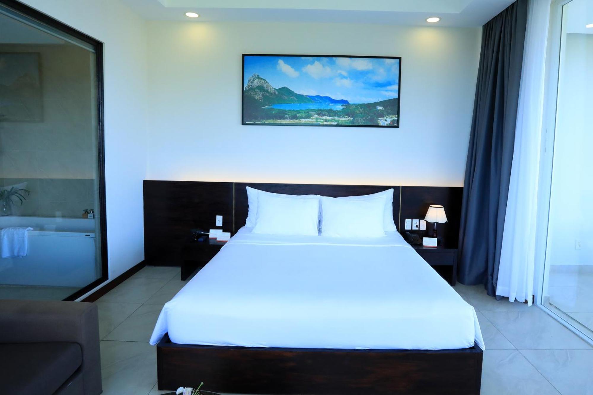 Orson Hotel & Resort Con Dao Chi Khu Co Ong Room photo